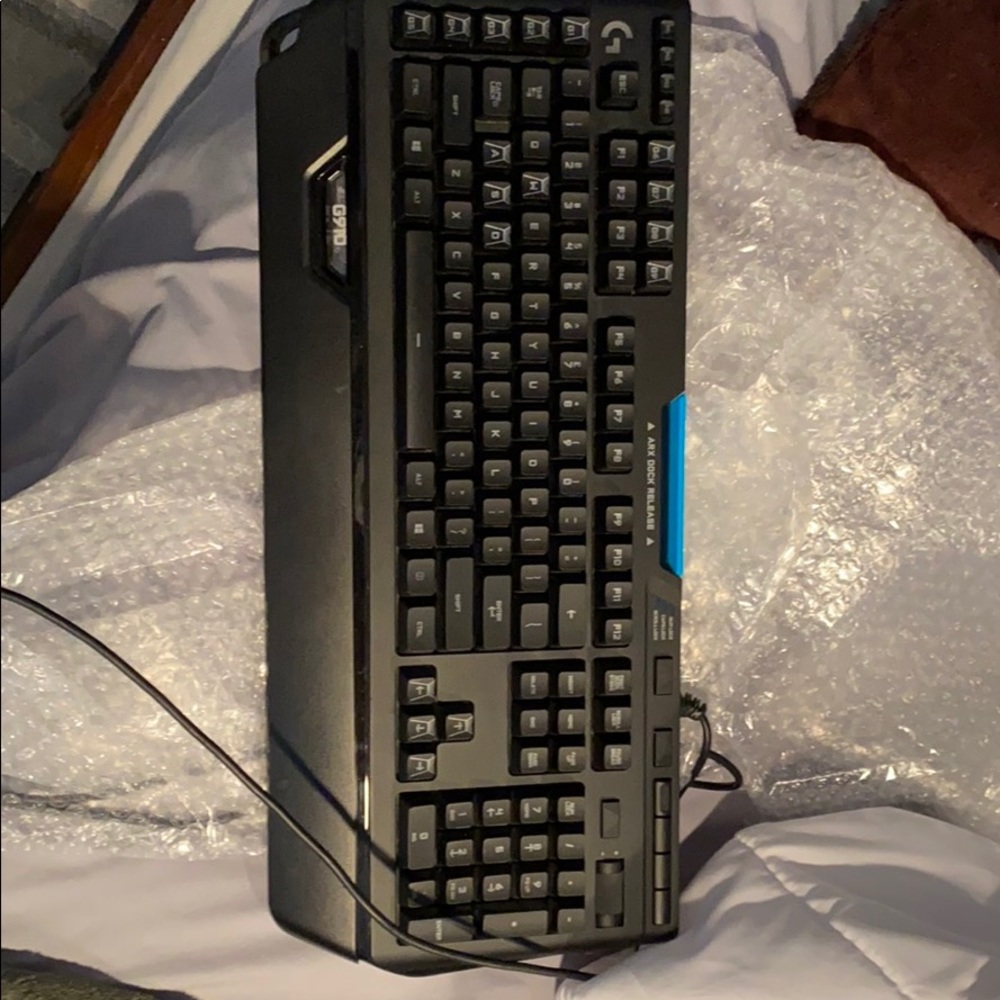 Logitech g910 keyboard